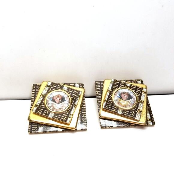 Vintage Clear Rivoli Rhinestone Layered Ceramic Clip Earrings, 1 1/8 Inches - Picture 4 of 7